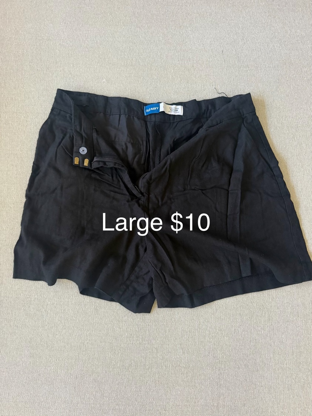 Old Navy Black Women's Shorts - Large